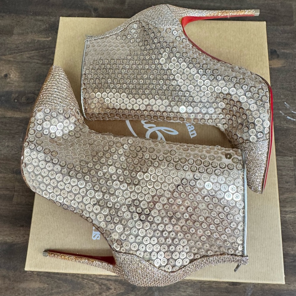Christian Louboutin Gold Textured Heels
